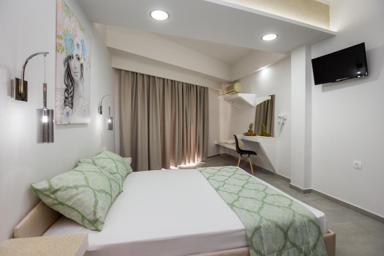 Villa Oasis 利迈纳里亚 外观 照片